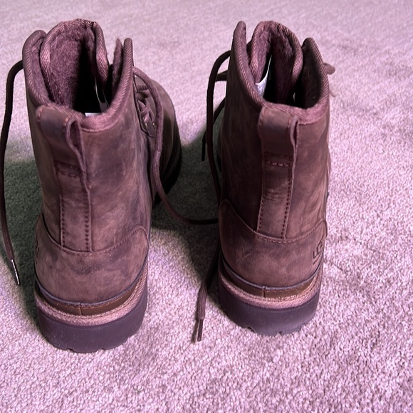 UGG lined boots - Picture 5 of 7